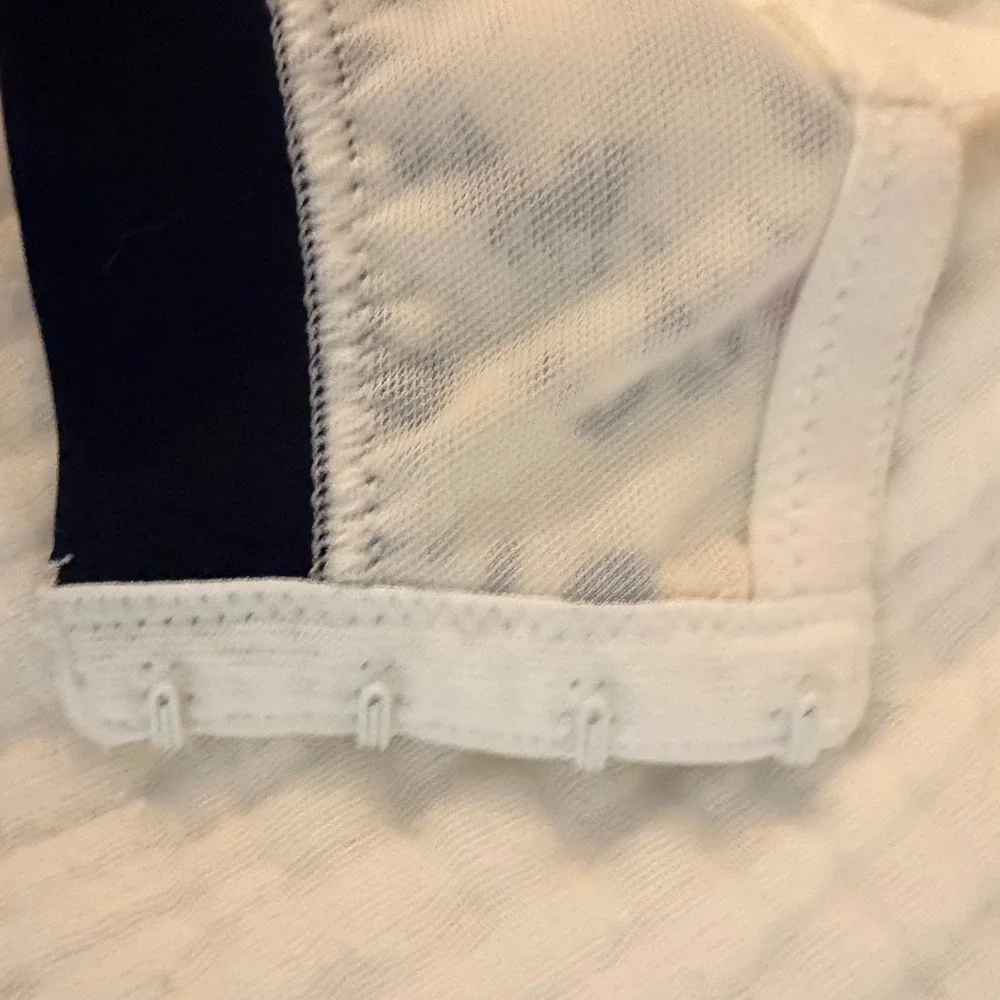 Cacique balconette bra